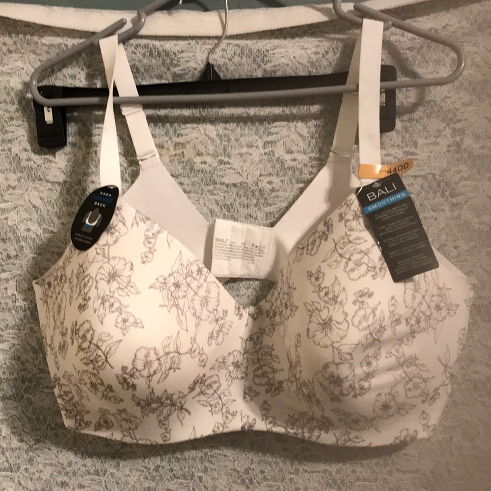 Nwt Bali Bra